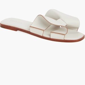 CECELIA NEW YORK White Slide Sandal with Tan Edge Bow Size 8- Runs large 8.5
